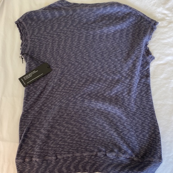 STONE FLOWERS SLEEVELESS KNIT TOP SIZE SMALL - Picture 5 of 6